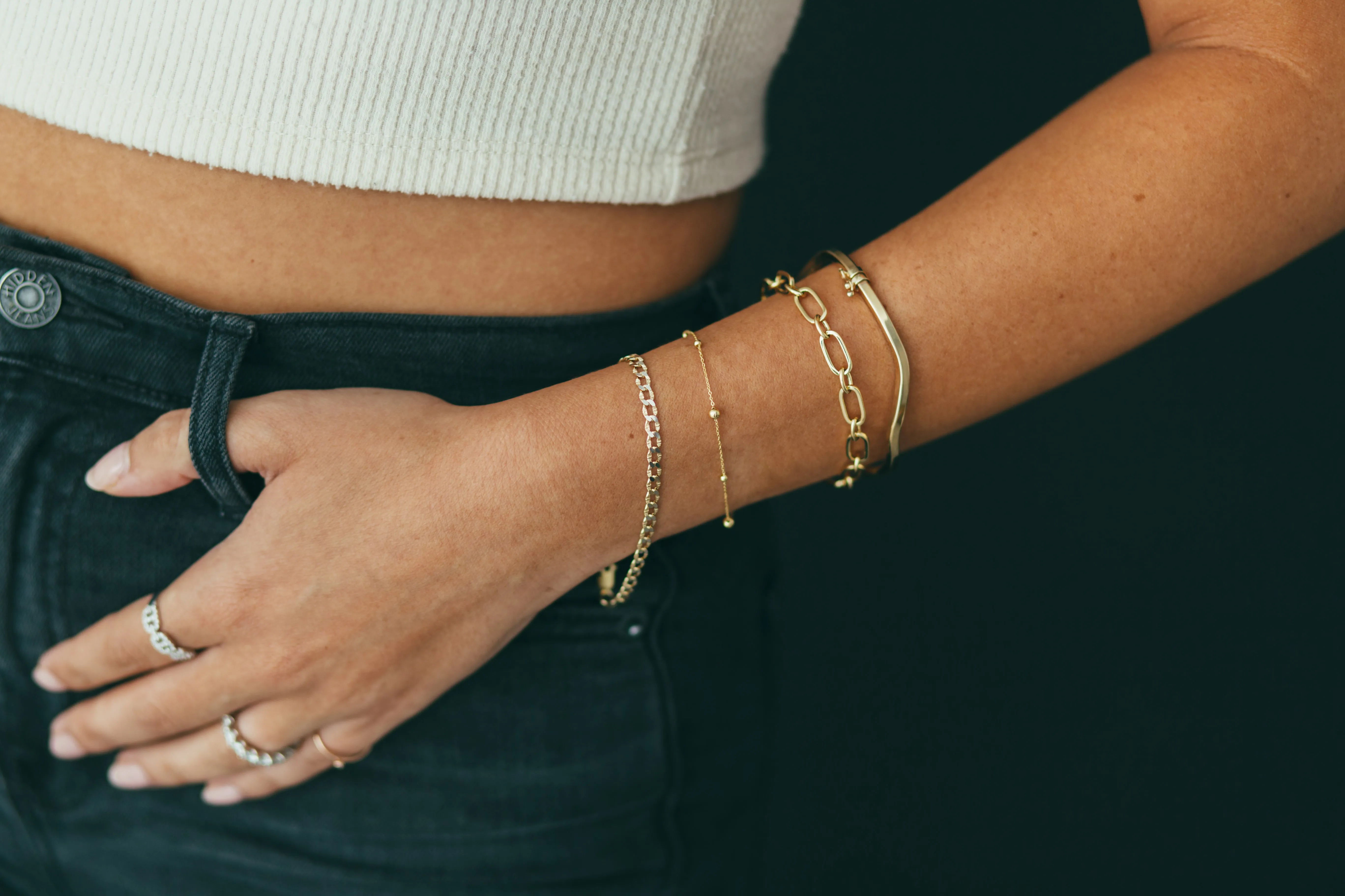 10K Gold Wavy Bangle