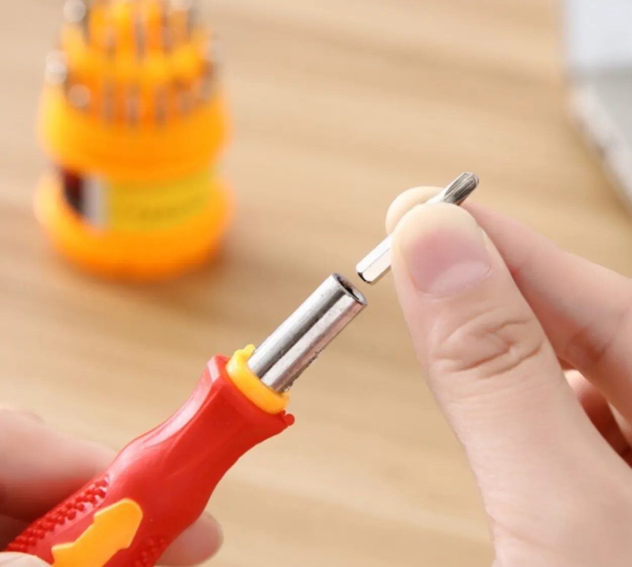 31 In 1 Multifunctional Screwdriver