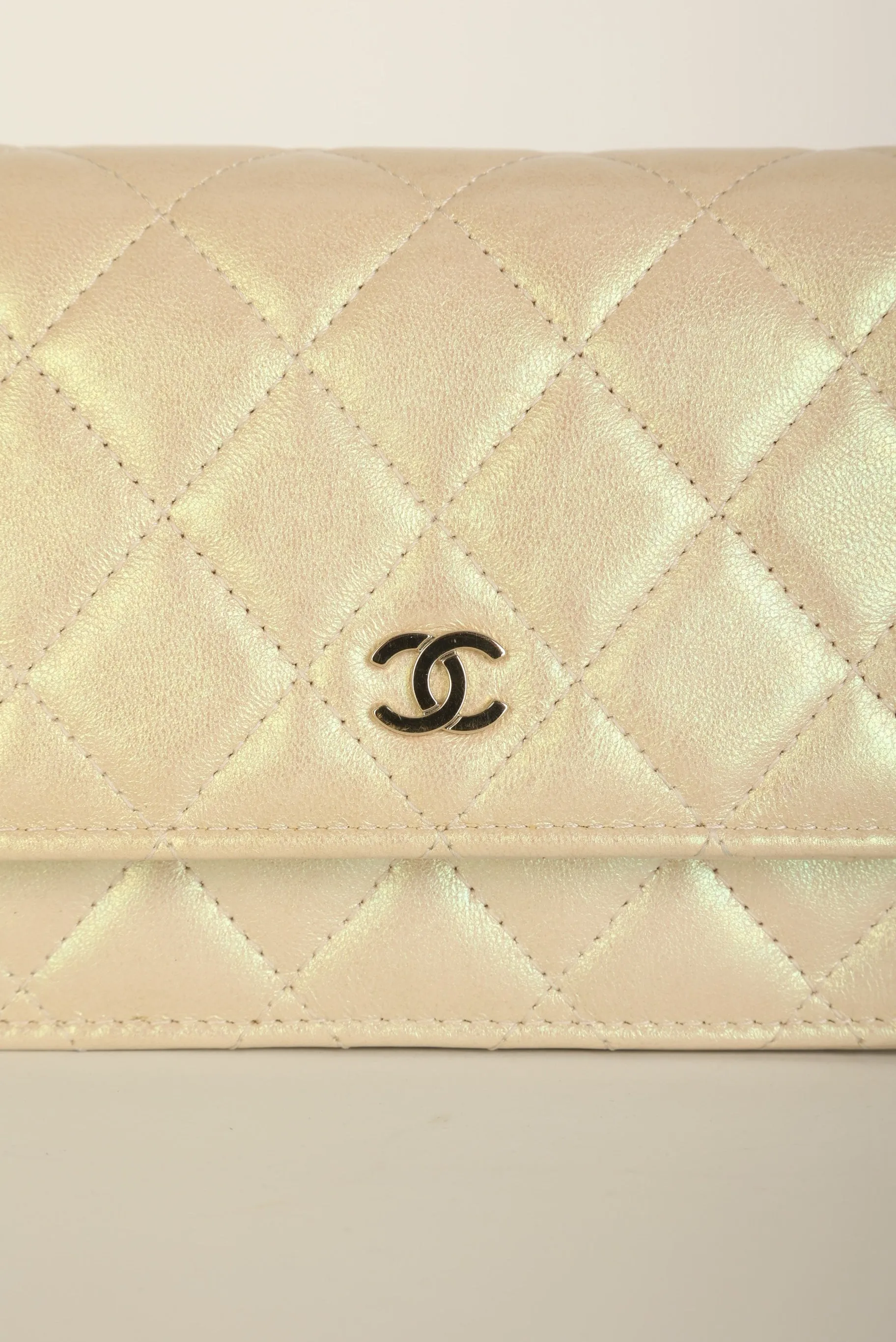 Chanel 2020 Lambskin Iridescent Wallet on Chain